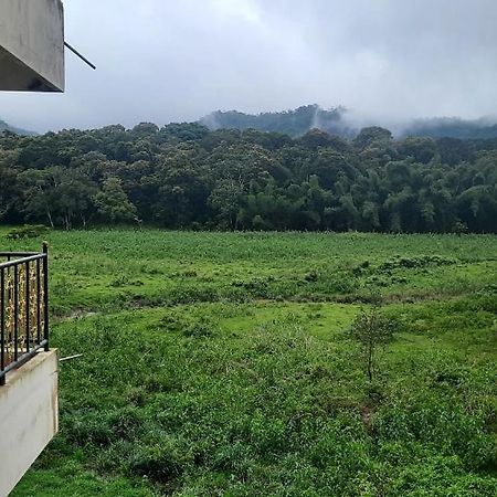 Jungle Palace Homestay Thekkady Kültér fotó