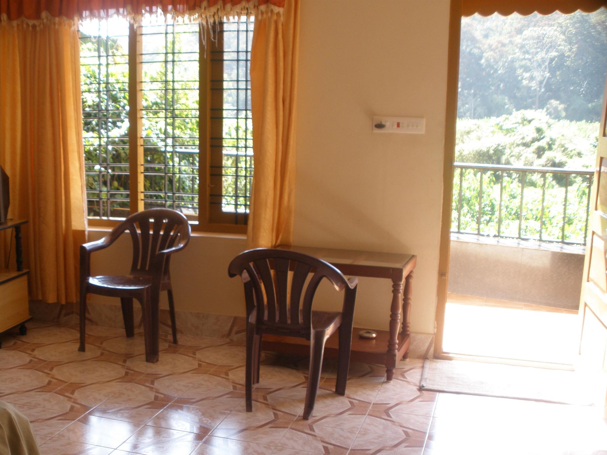 Jungle Palace Homestay Thekkady Kültér fotó