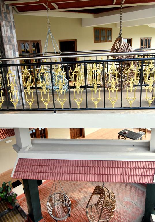 Jungle Palace Homestay Thekkady Kültér fotó